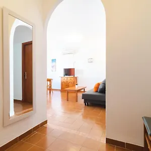 https://apartments-residencial-cala-ferrera.balearic-islands.net